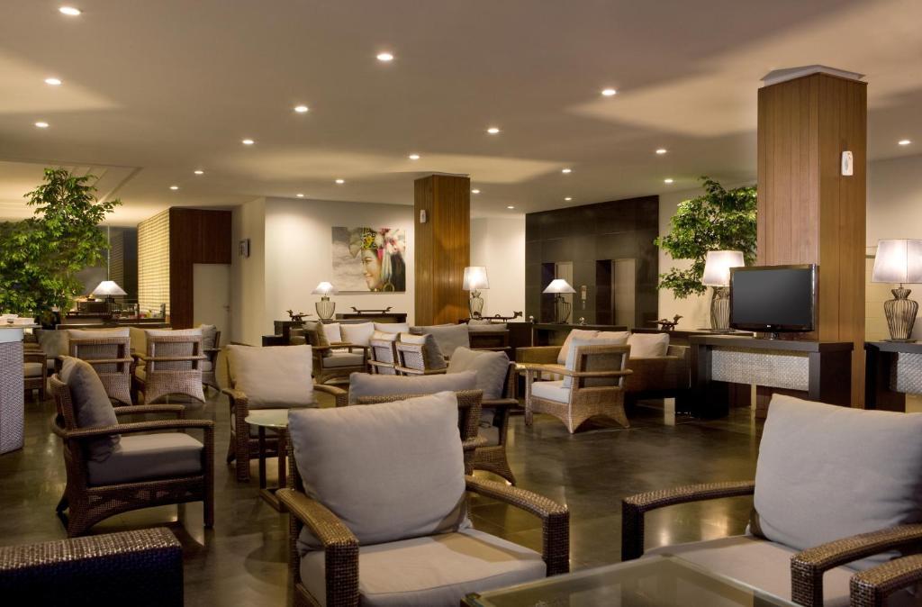 Hakaya Plaza Hotel Balikpapan  Bagian luar foto