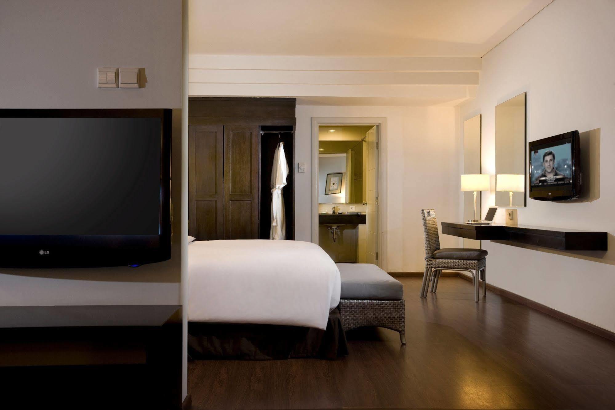 Hakaya Plaza Hotel Balikpapan  Bagian luar foto