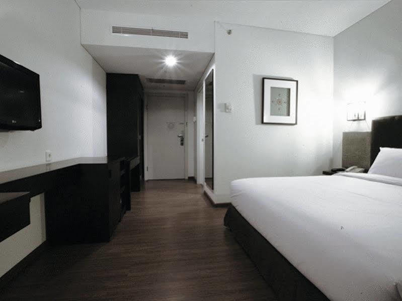 Hakaya Plaza Hotel Balikpapan  Bagian luar foto