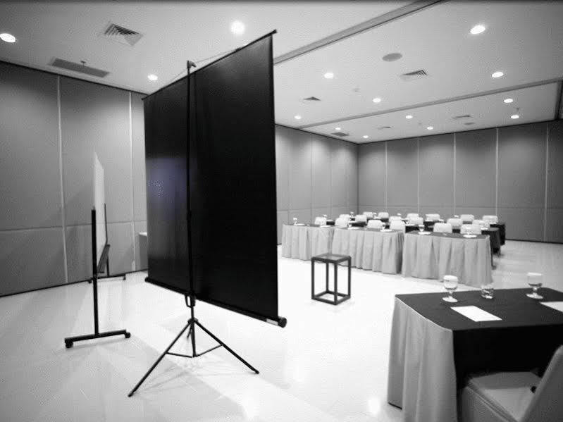 Hakaya Plaza Hotel Balikpapan  Bagian luar foto